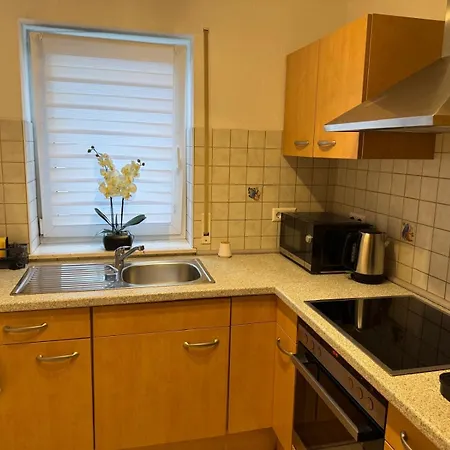 Zentrale 2-zimmer-wohnung Mit Kueche & Bad In Ehingen (Alb-Donau)